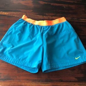 Nike Women’s Dry -Fit Sport Shorts Size XL